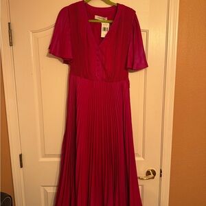 Taylor Women's Pink Pleated Midi Dress